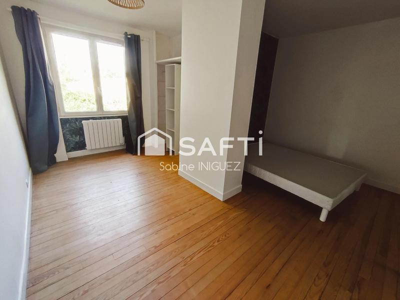 Maison - 206 m² - 10 pièces