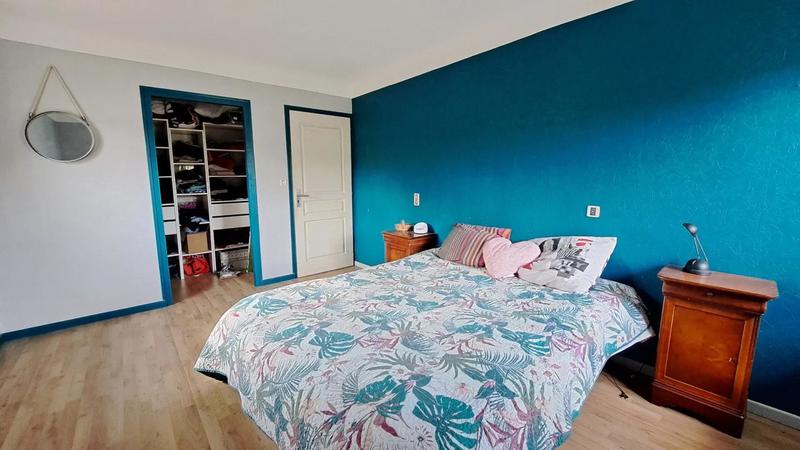 Demeure - 175 m² - 6 pièces