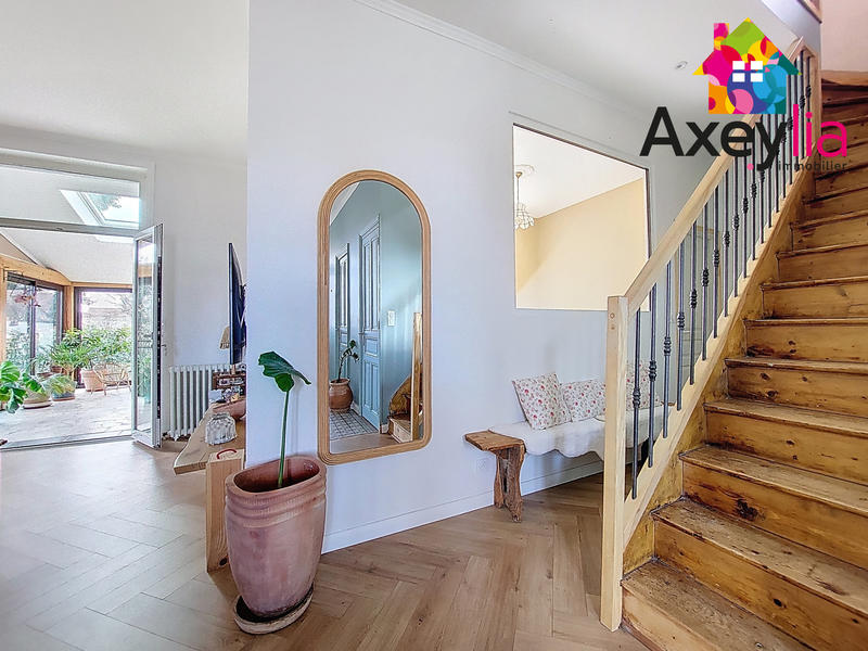 Maison - 104 m² - 5 pièces