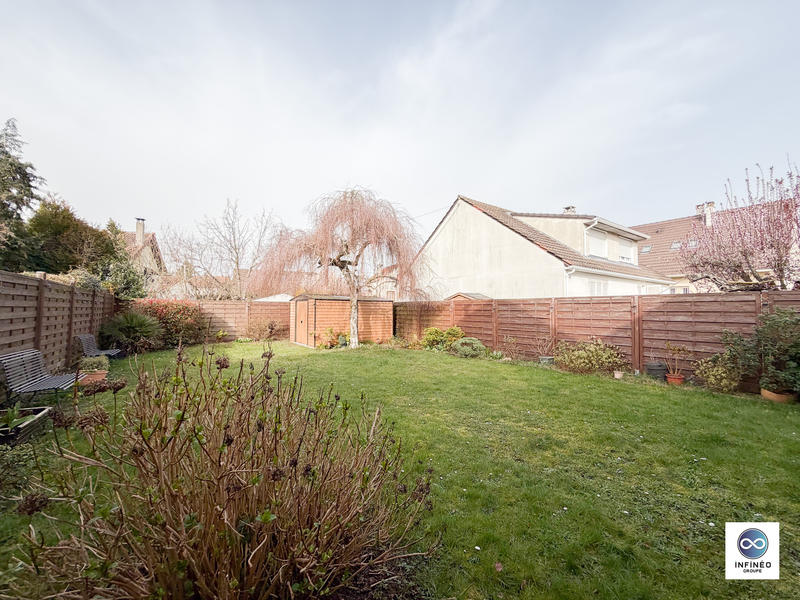 Maison - 107 m² - 6 pièces