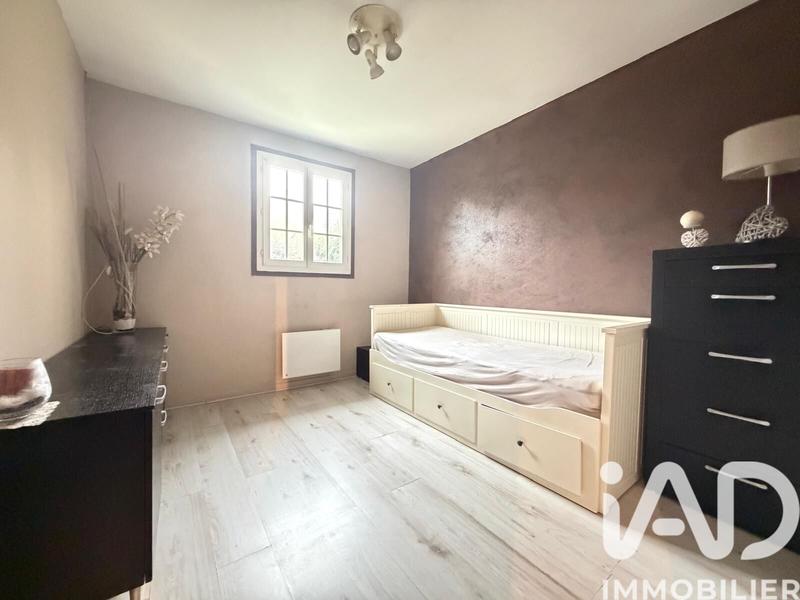 Maison - 180 m² - 8 pièces