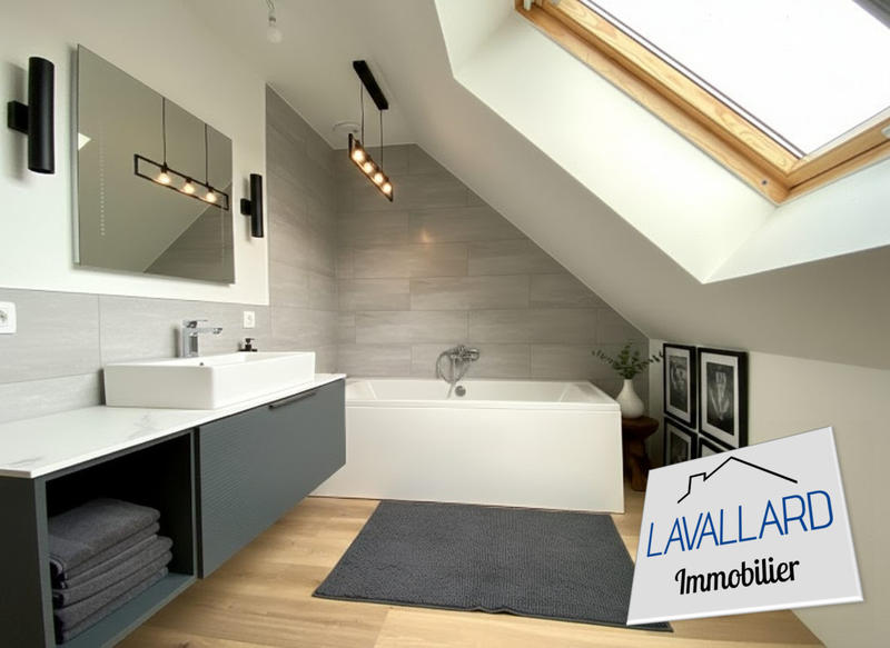 Maison contemporaine - 122 m² - 5 pièces