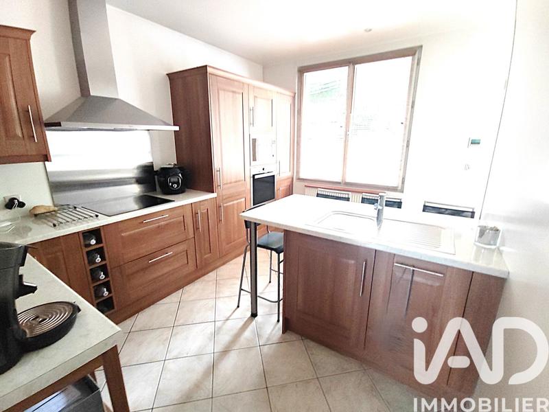 Maison - 95 m² - 4 pièces