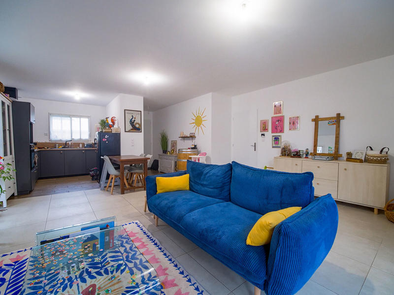 Maison - 90 m² - 4 pièces