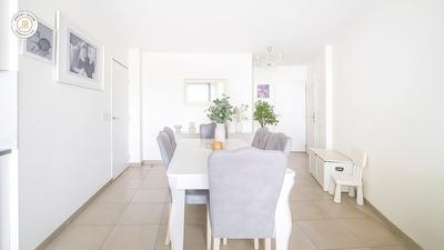 Appartement - 82 m² - 4 pièces