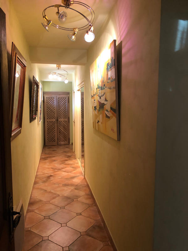 Maison - 277 m² - 7 pièces