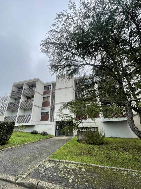 Appartement - 88 m² - 4 pièces