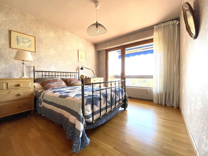 Appartement - 102 m² - 5 pièces