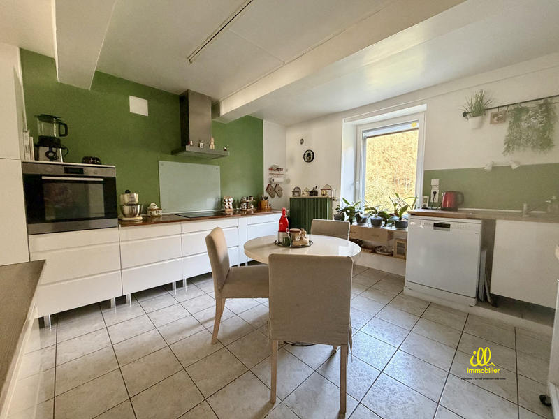 Maison - 120 m² - 6 pièces