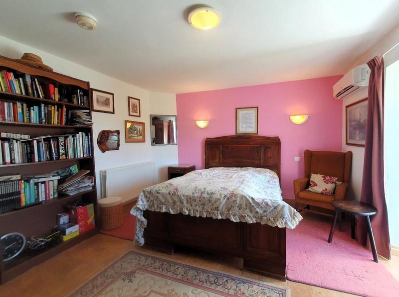 Corps de ferme - 273 m² - 10 pièces