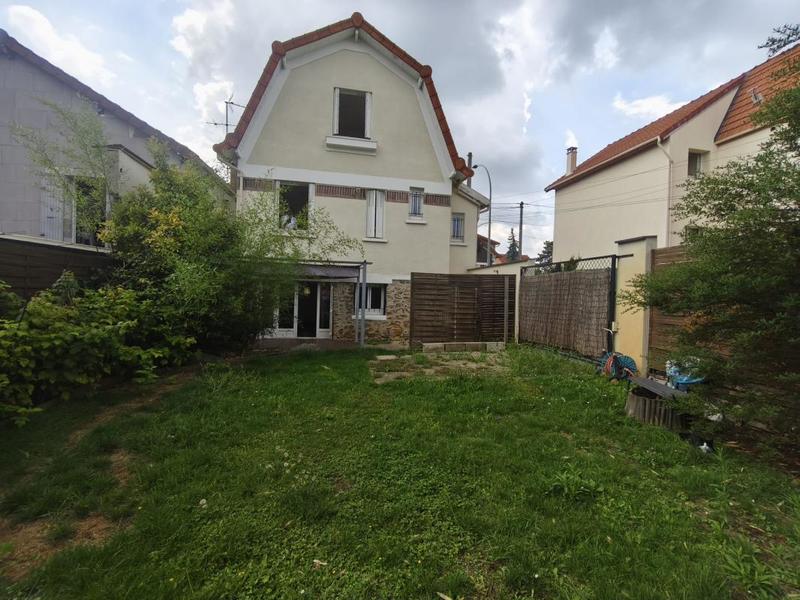 Maison - 105 m² - 5 pièces