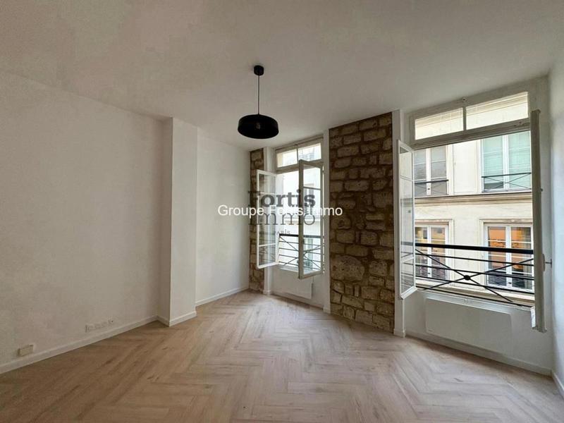 Studio - 32 m² - 1 pièce