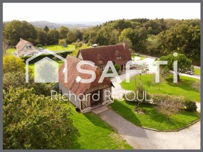 Maison - 200 m² - 7 pièces