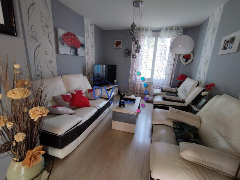 Maison - 170 m² - 8 pièces