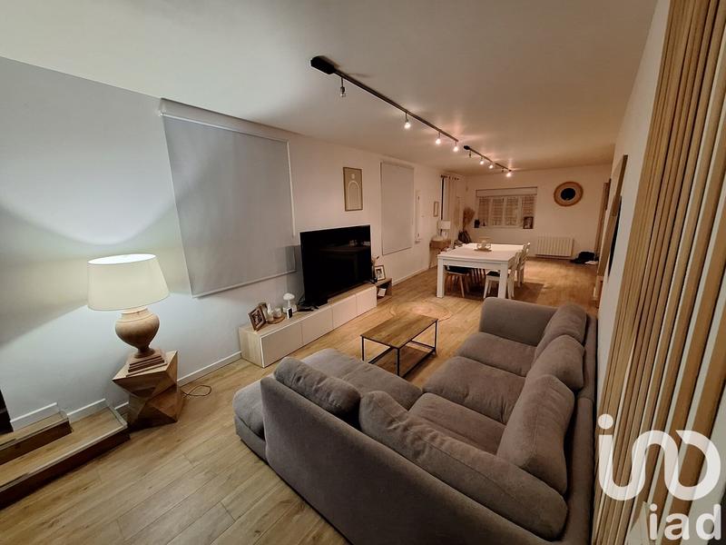 Maison - 183 m² - 8 pièces