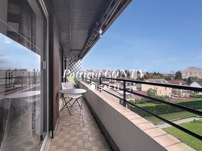 Appartement - 94 m² - 4 pièces