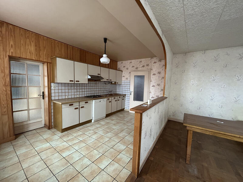 Maison - 115 m² - 7 pièces