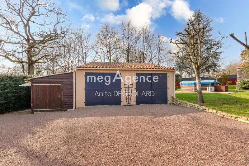 Maison - 184 m² - 7 pièces