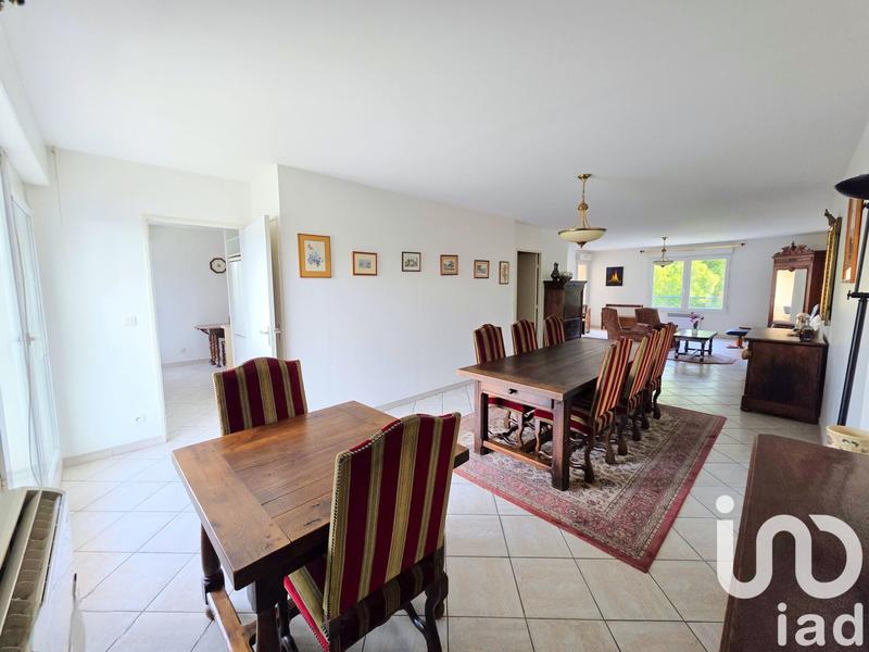 Appartement - 102 m² - 5 pièces