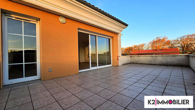 Appartement - 120 m² - 5 pièces