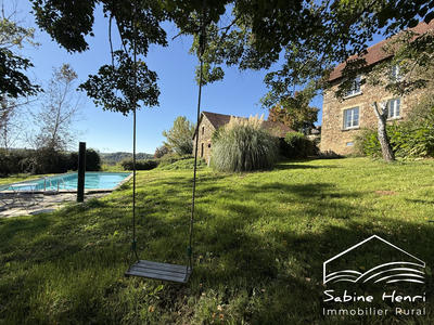 Maison - 538 m² - 20 pièces