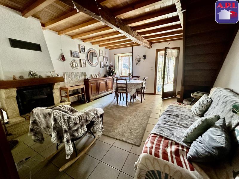 Maison - 84 m² - 4 pièces