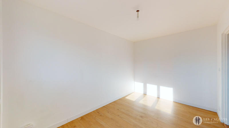 Appartement - 115 m² - 6 pièces