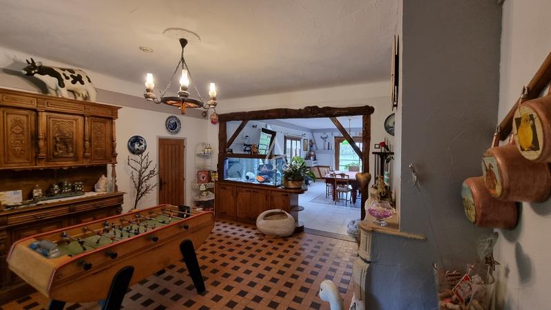 Local d'activités - 326 m² - 10 pièces