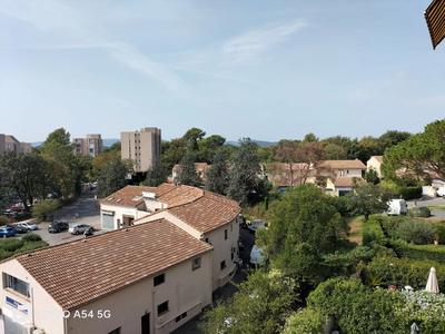 Appartement - 94 m² - 4 pièces