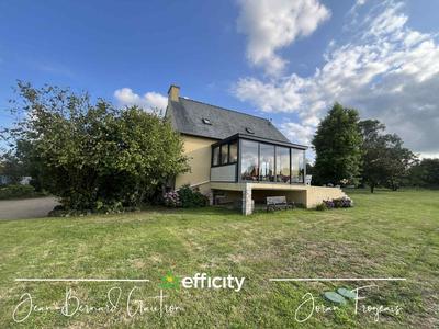 Maison - 135 m² - 8 pièces