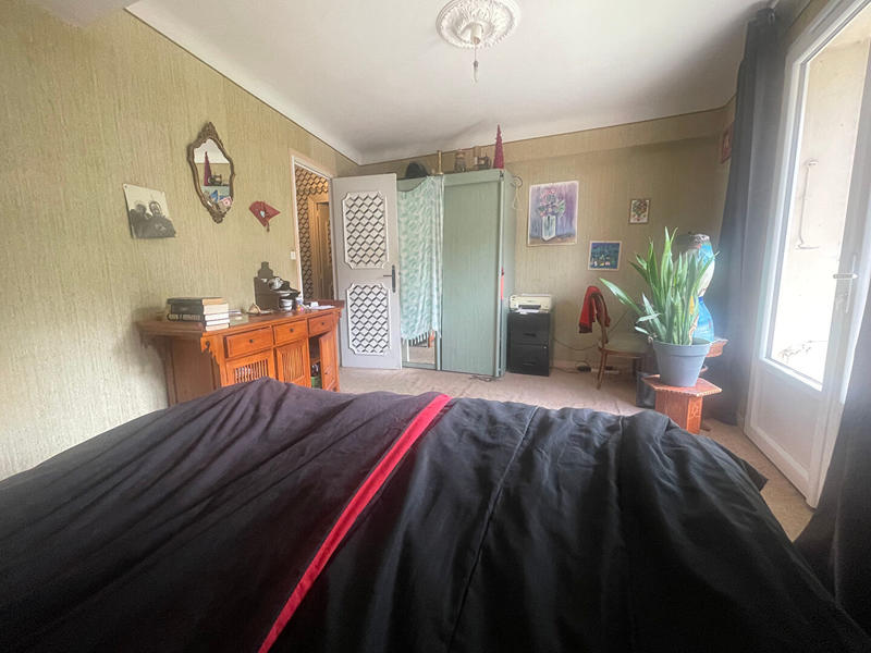 Maison - 233 m² - 9 pièces