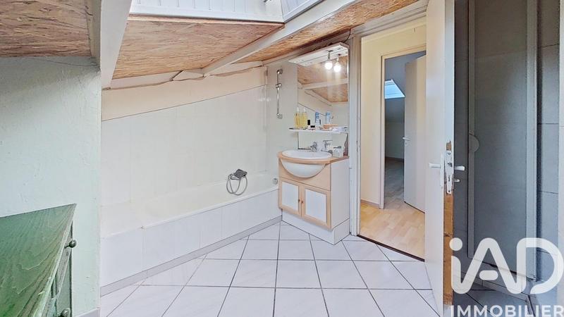 Maison - 264 m² - 8 pièces