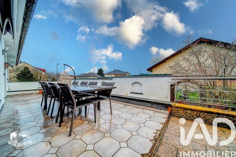 Maison - 128 m² - 6 pièces