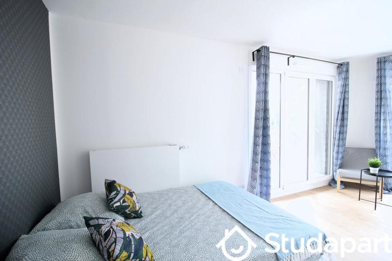 Chambre - 10 m² - 1 pièce