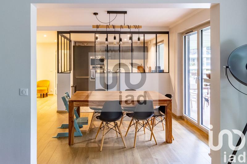 Appartement - 95 m² - 4 pièces