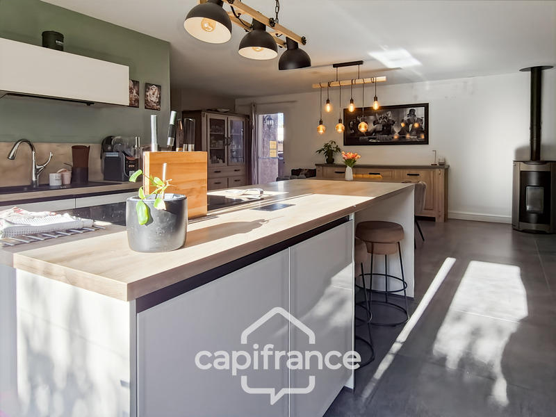 Villa - 160 m² - 8 pièces