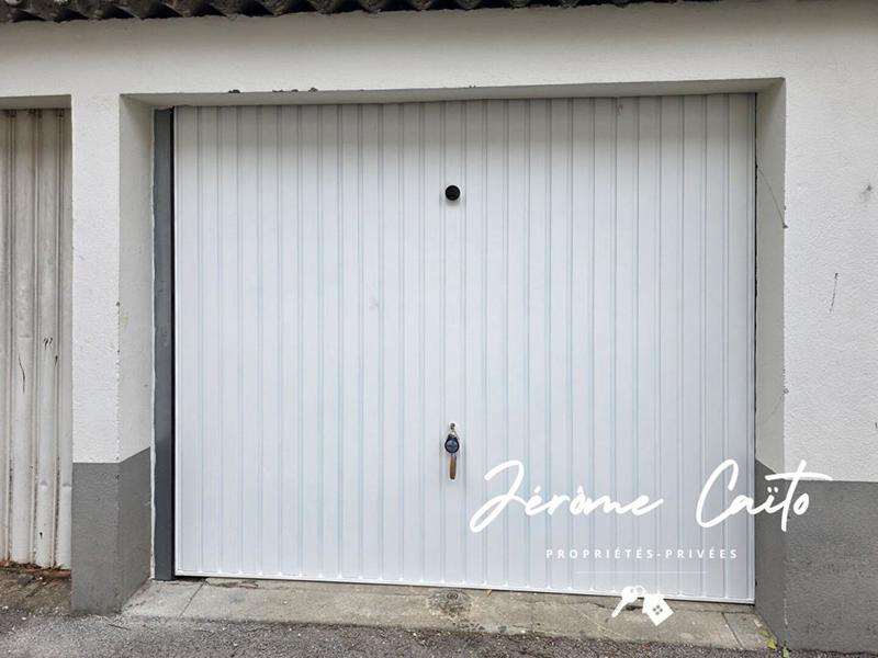 Parking / Garage - 15 m²