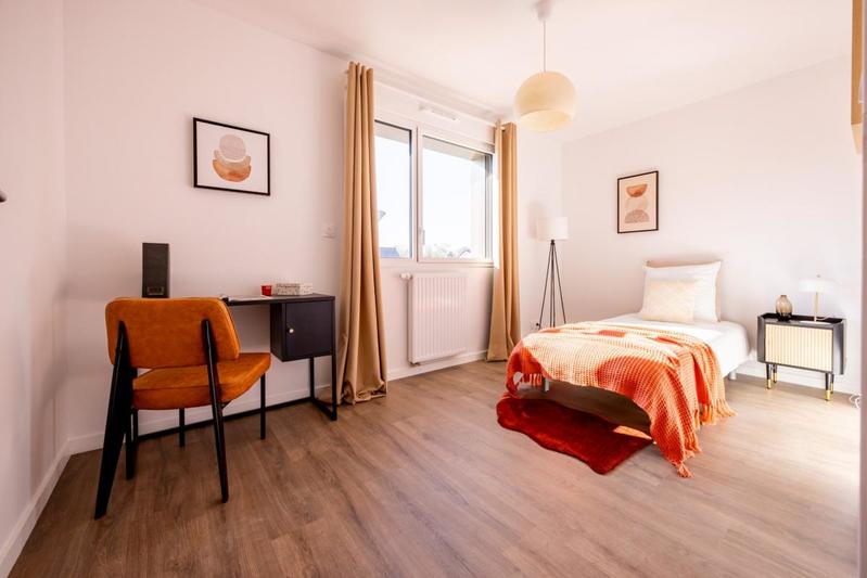 Maison - 98 m² - 4 pièces