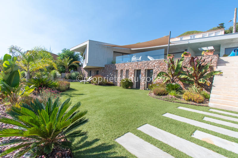 Maison - 190 m² - 5 pièces