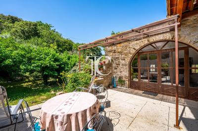 Maison - 104 m² - 5 pièces