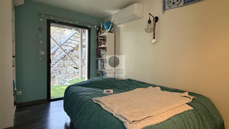 Maison - 167 m² - 7 pièces