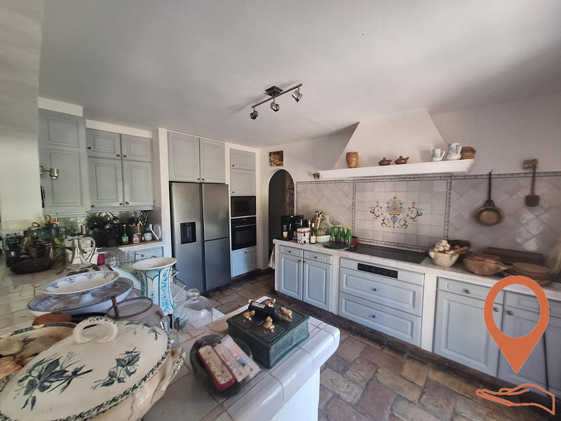 Viager - Villa - 272 m² - 6 pièces