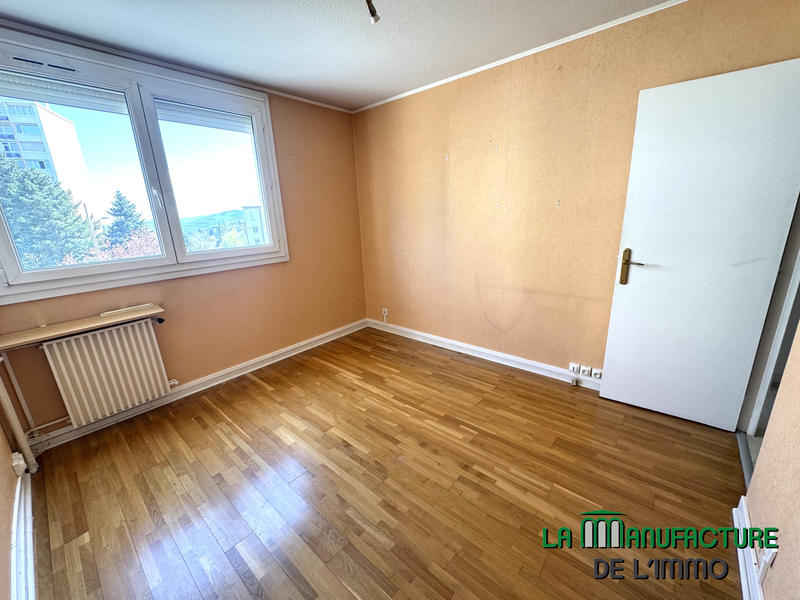 Appartement - 77 m² - 4 pièces