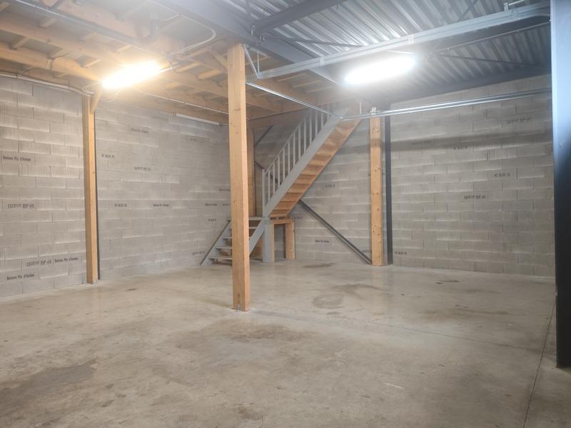 Bureau - 137 m² - 1 pièce