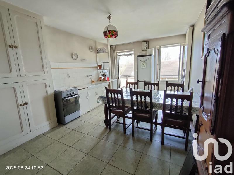 Maison de village - 410 m² - 11 pièces