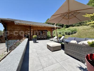 Châlet - 250 m² - 6 pièces