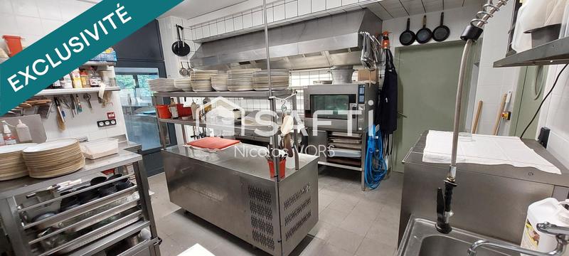 Local commercial - 135 m² - 3 pièces