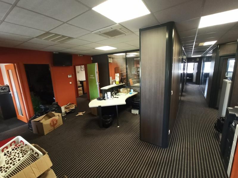 Bureau - 270 m²
