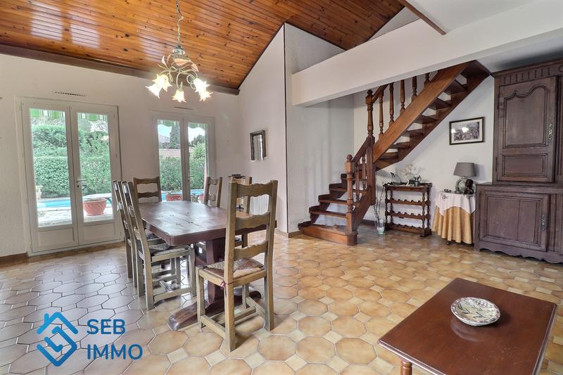 Maison - 145 m² - 5 pièces