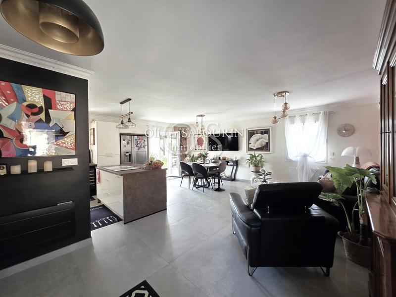 Maison - 100 m² - 4 pièces